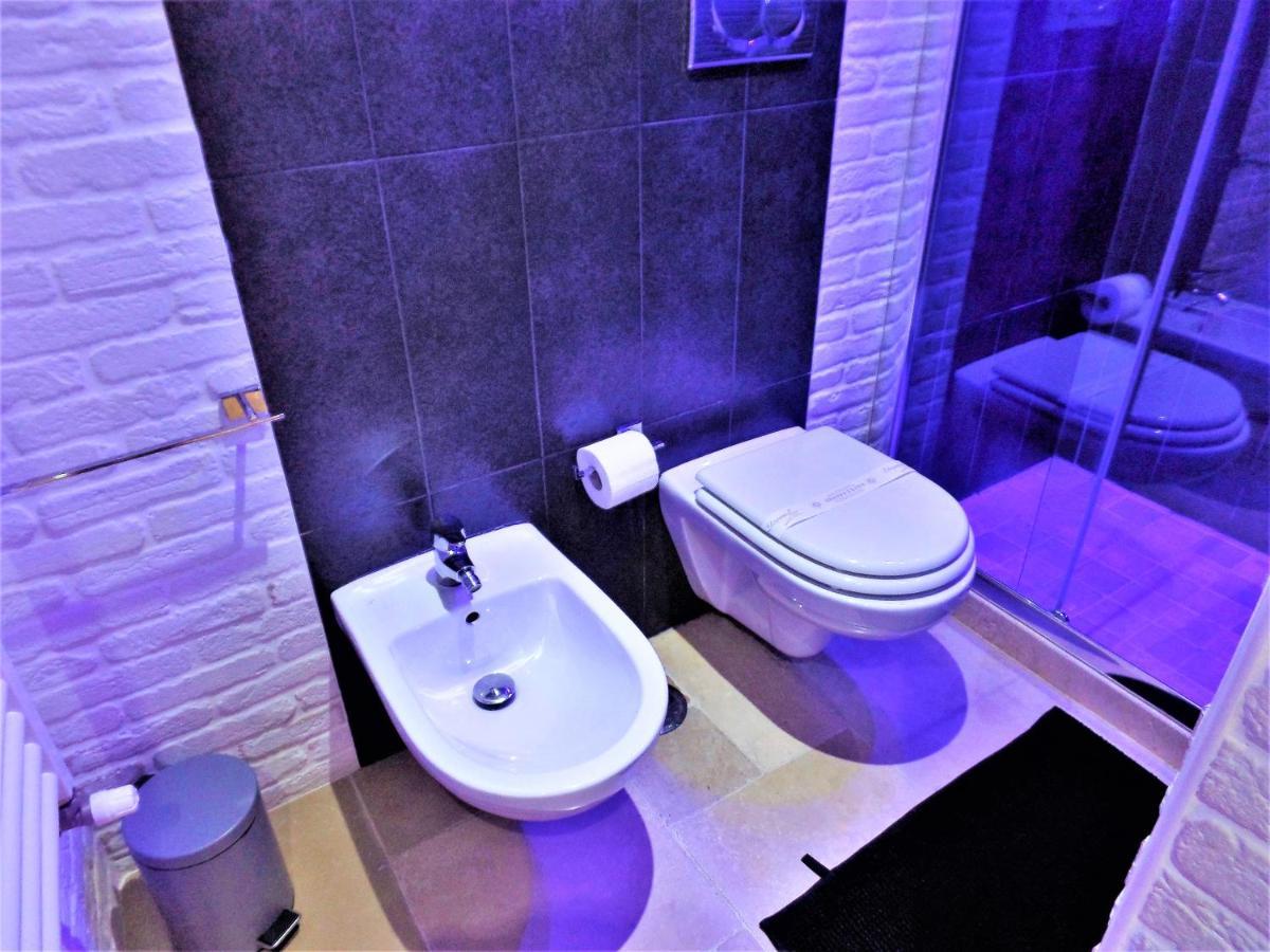ברינדיזי Regina Viarum Apartment, Historic City Centre מראה חיצוני תמונה