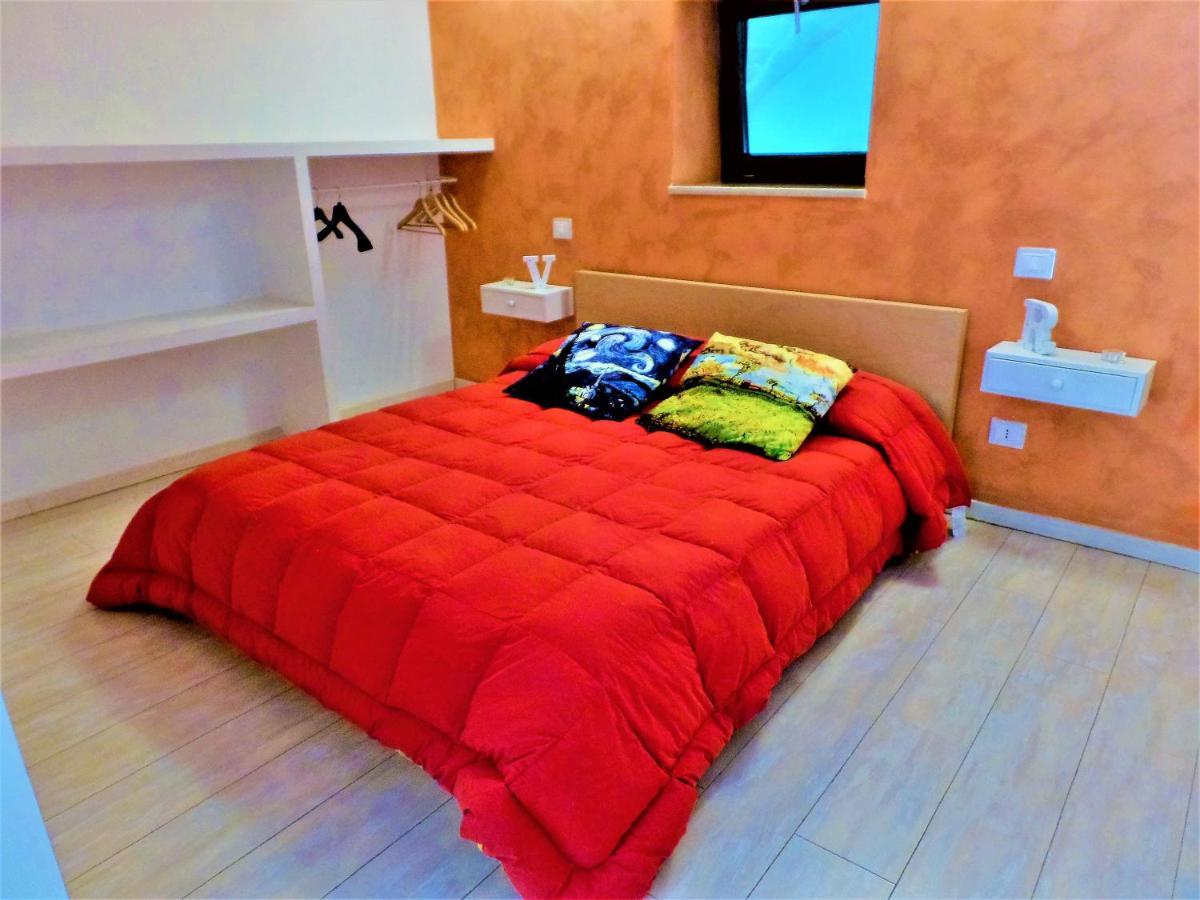 ברינדיזי Regina Viarum Apartment, Historic City Centre מראה חיצוני תמונה